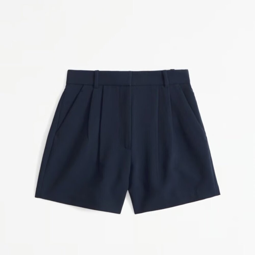 Curve Love A&F Sloane Tailored Short